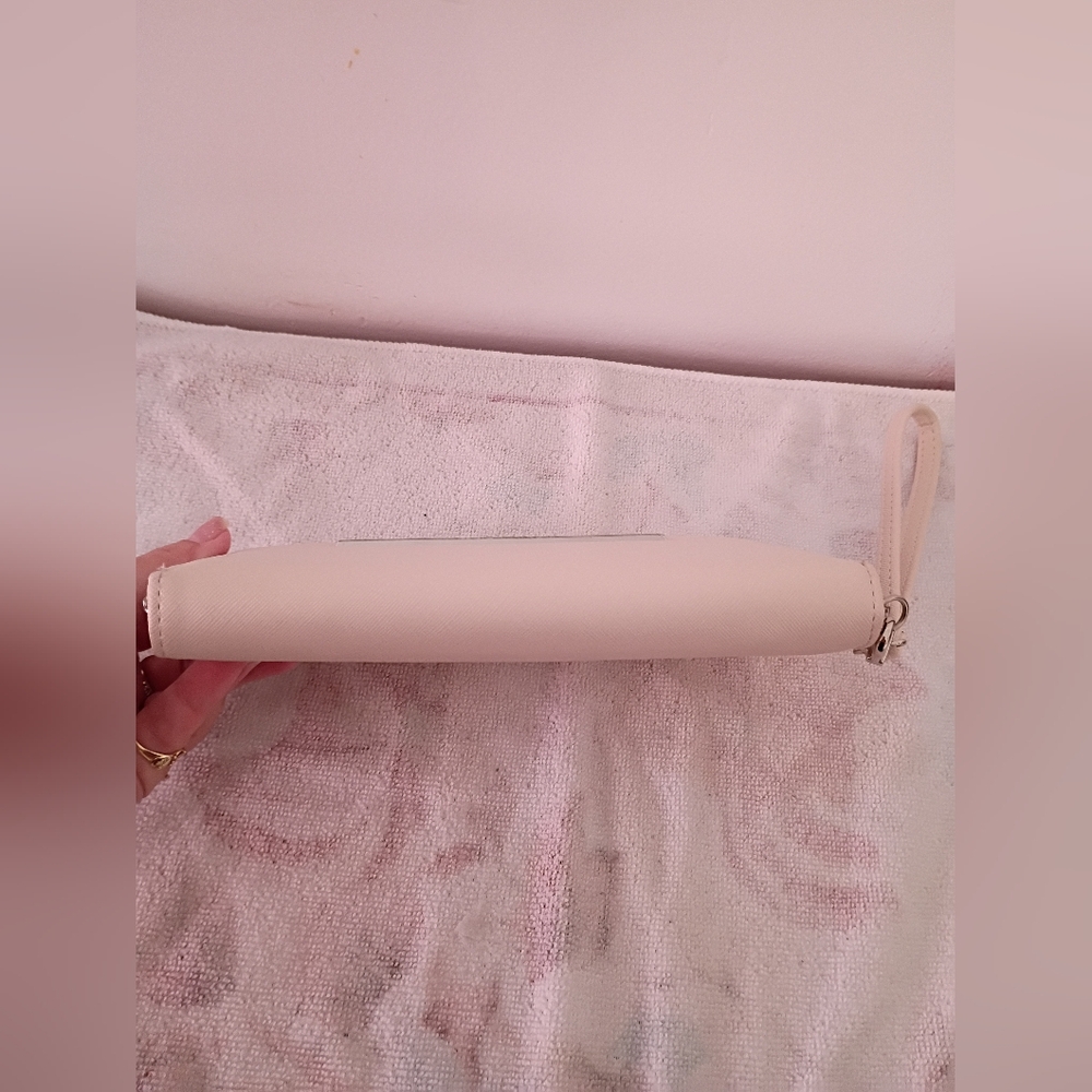 Steve Madden Blush Pink Wallet. Lots Of Places For Cards Etc. - Picture 7 of 11